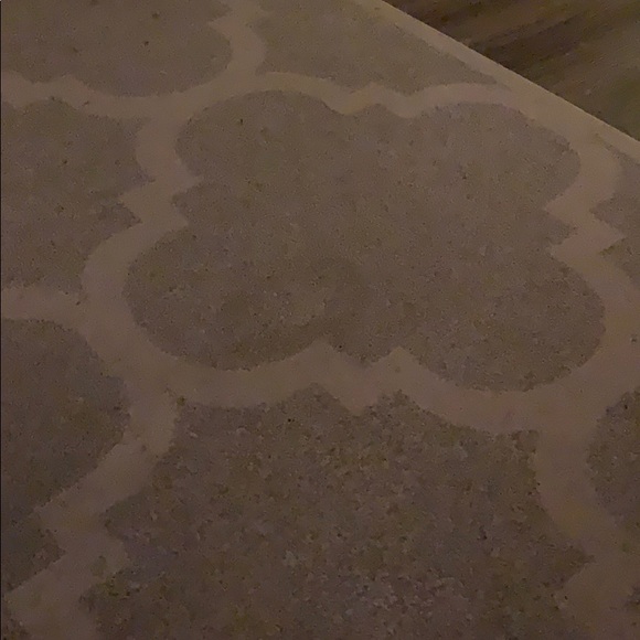 Meet your Posher, Jennifer - Picture 1 of 1